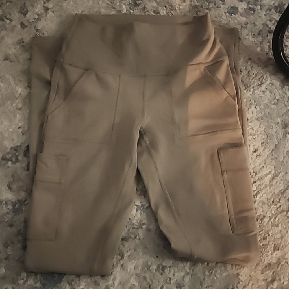ALO YOGA High Waisted. leggings with pockets (HIGH-WAISTED)